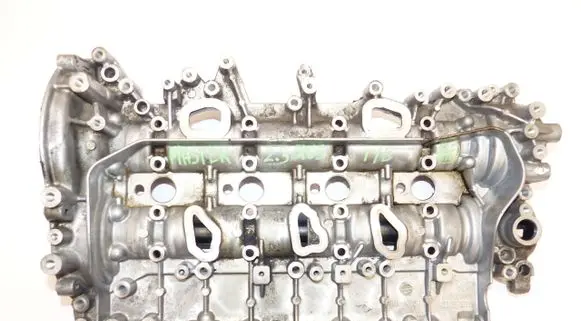Renault Master III Rocker cam cover 130C07155R