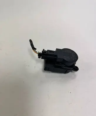 Ford Focus Air flap motor/actuator AV6N-19E616-AA
