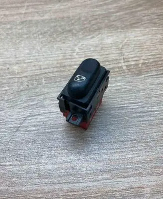 Renault Laguna I Electric window control switch LAGUNAWINDOWSWITCH