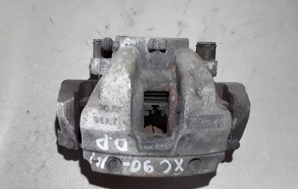 Volvo XC90 Front brake caliper 31381549