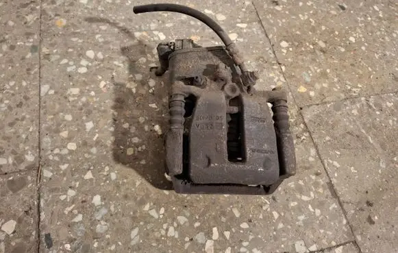 Volvo S60 Rear brake caliper 32332594