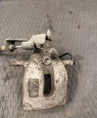Citroen C4 II Rear brake caliper