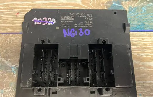 Skoda Octavia Mk3 (5E) Comfort/convenience module 5Q0937084DC