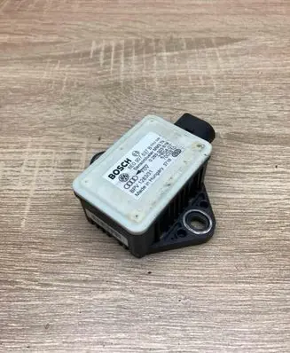 Audi A4 S4 B7 8E 8H ESP acceleration yaw rate sensor 8E0907637B 0265005618