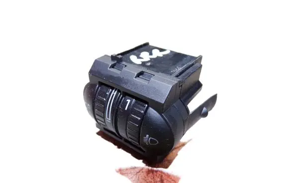 Volkswagen Scirocco Headlight level height control switch 1K8941333
