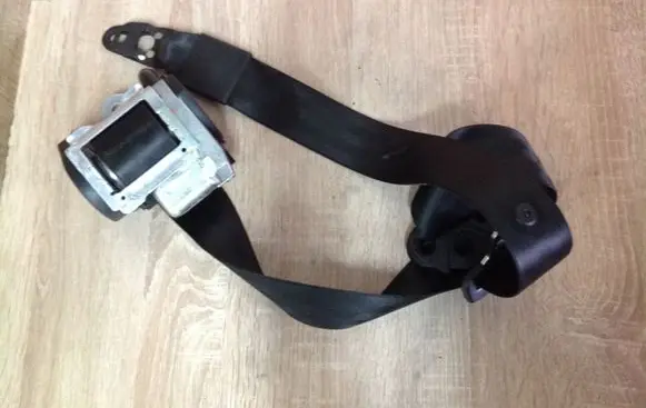 Audi A6 S6 C6 4F Front seatbelt 4F0857705A