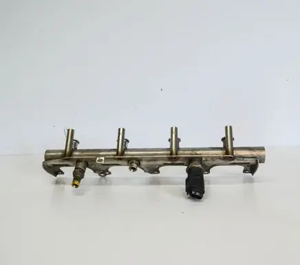 Fuel main line pipe