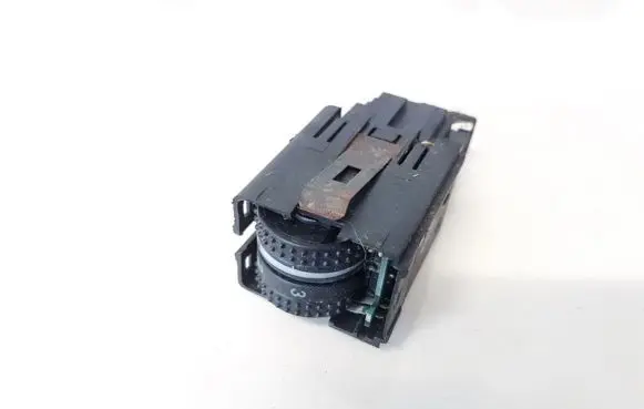 Volkswagen Golf IV Headlight level height control switch 1j0941333a