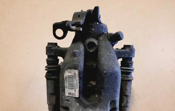 Peugeot 308 Rear brake caliper