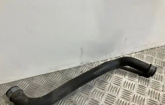 Mercedes-Benz E W211 Engine coolant pipe/hose A2115015382