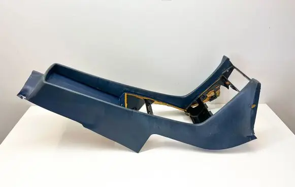 Mercedes-Benz SLC C107 Center console A1076802050 1076802050