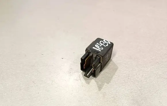 Hyundai Santa Fe Other relay AJWBA04 DC12V25A