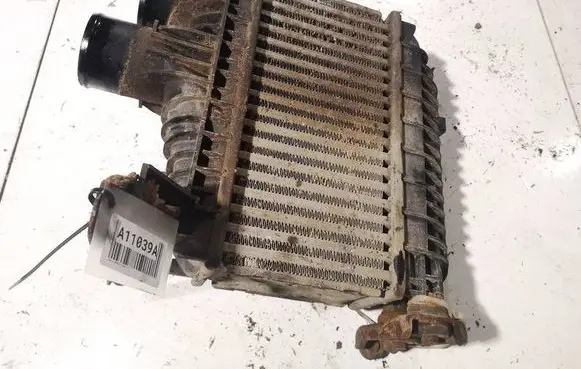 Toyota Avensis T250 Intercooler radiator 