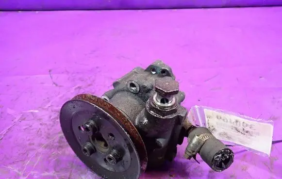 Seat Alhambra (Mk1) Power steering pump