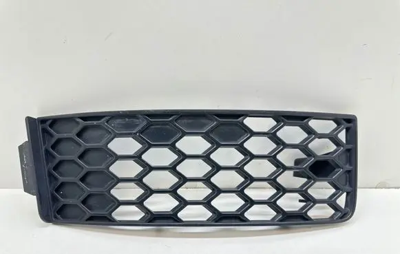 Audi TT Mk1 Front bumper lower grill 8N0807682G