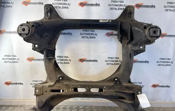 Volkswagen Touareg I Front subframe