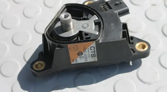 Nissan X-Trail T31 Accelerator throttle pedal 18002JG00A