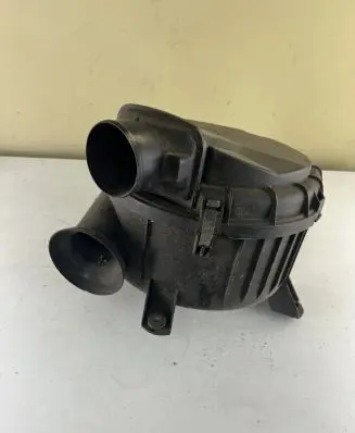 Toyota Land Cruiser (HDJ90) Air filter box