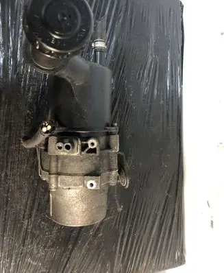 Citroen C4 I Picasso Power steering pump V2900314 K5097811