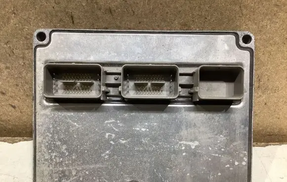 Ford Focus Engine control unit/module 5M5112A650AE