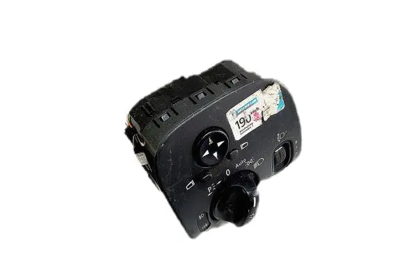 Mercedes-Benz C W203 Light switch A2035450604