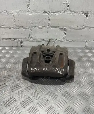 Mercedes-Benz E W212 Front brake caliper