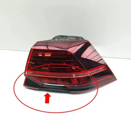 Volkswagen Golf VII Rear/tail lights 5G0945208G