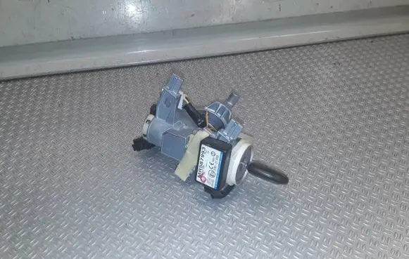 Mitsubishi Grandis Ignition lock MR587993