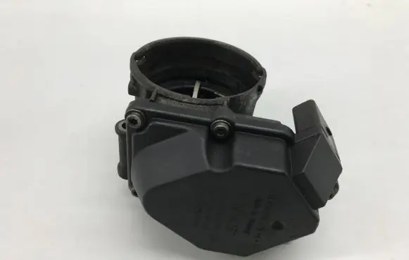 Volkswagen Golf V Engine shut-off valve 03G128063G
