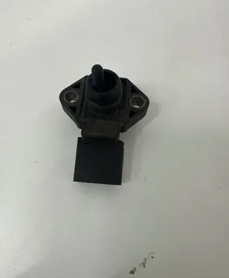 Audi A6 S6 C5 4B Air pressure sensor 0281002177 038906051