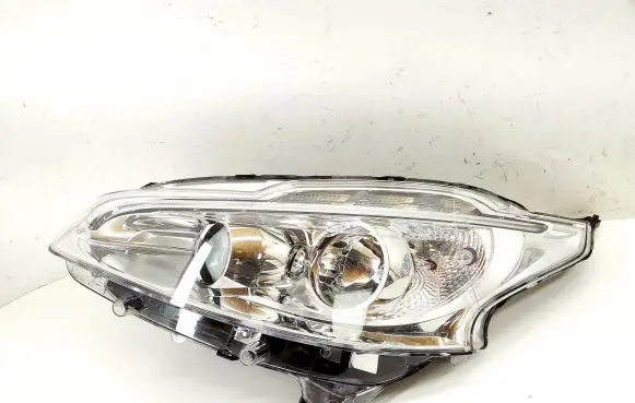 Peugeot 208 Headlight/headlamp 89906725