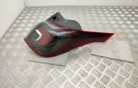 Opel Crossland X Rear/tail lights