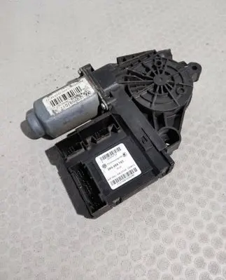 Volkswagen Caddy Front door window regulator motor 5K0959793 05075712 71210081030286