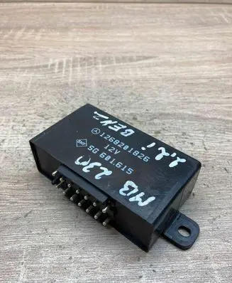Mercedes-Benz E W124 Seat control module 1268201826 SG601615