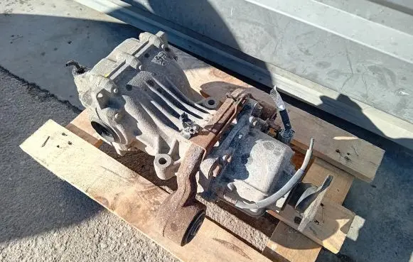 Nissan X-Trail T30 Rear differential