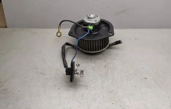 Mitsubishi Cordia Heater fan/blower 1625002312