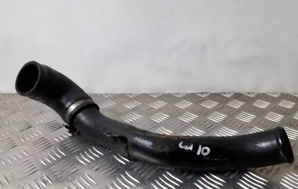 Ford Focus Intercooler hose/pipe XS4Q9F796CG