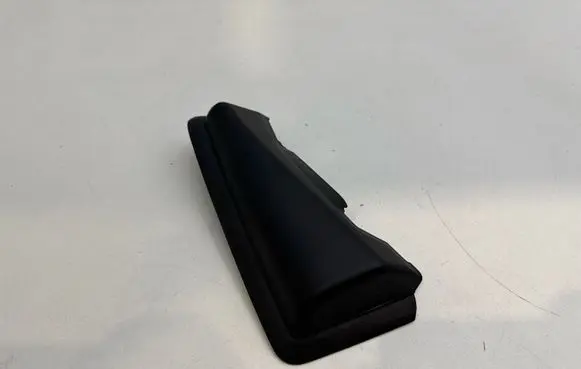 Polestar 2 Rear/tail light trim molding 32228376
