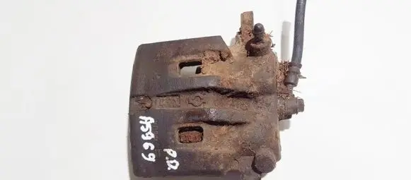 Nissan X-Trail T30 Front brake caliper