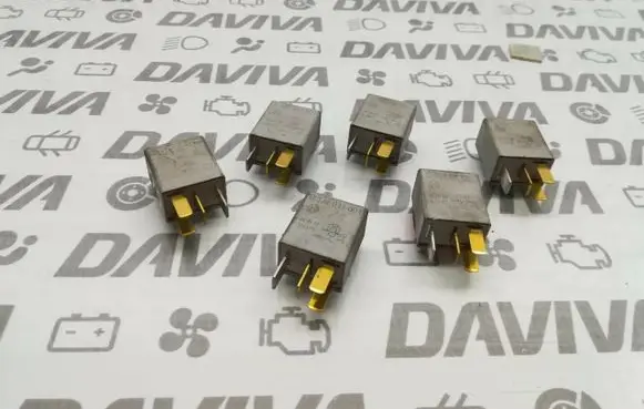 Lexus LS 430 Other relay 9008087019
