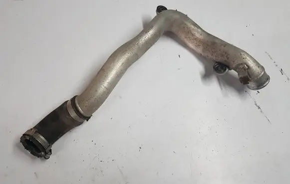 Volkswagen Golf VI Intercooler hose/pipe 