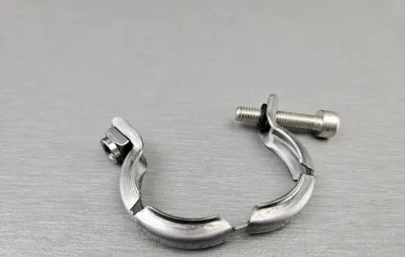 BMW 3 E90 E91 Muffler pipe connector clamp 7548418 11717548418