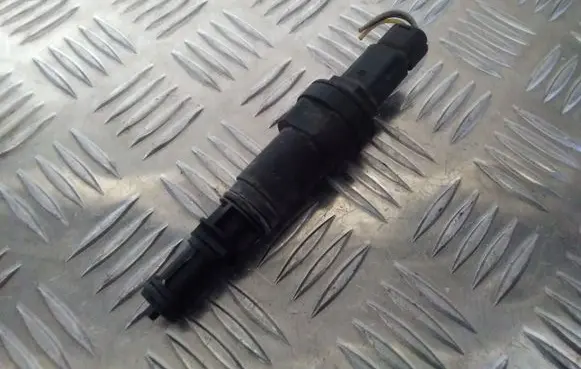 Renault Megane I ABS wheel speed sensor 7700414694