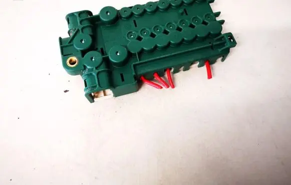 BMW X5 E53 Fuse box set 8387541
