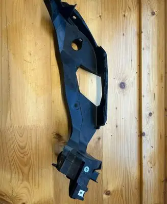 Audi Q4 e-tron Front bumper mounting bracket 89A805325B