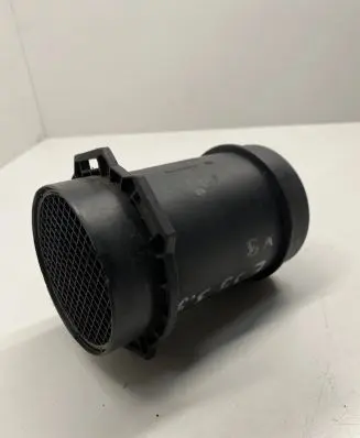 BMW 5 E39 Mass air flow meter 1433566 0280217533