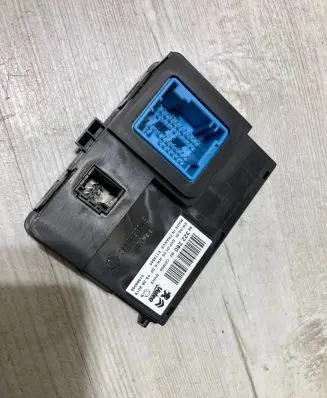 Citroen C3 Other control units/modules 9832228080 01689500 E172640