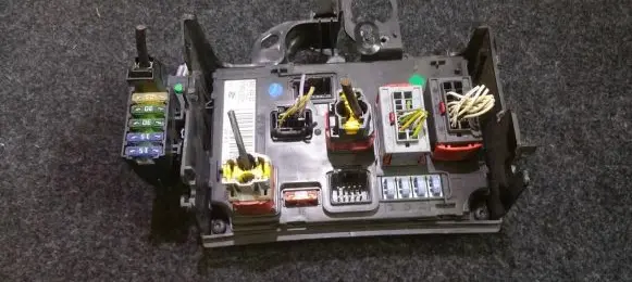Peugeot 407 Fuse box set 9652143880 s120017001h