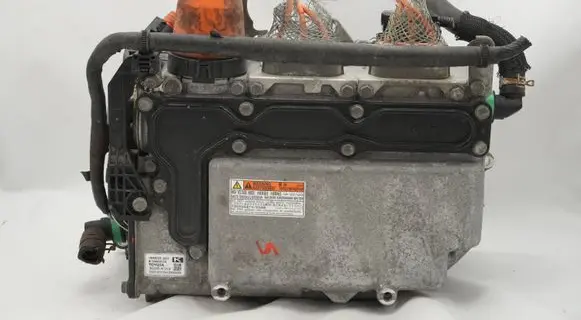 Toyota Prius (XW30) Voltage converter inverter G920147040 G920047210