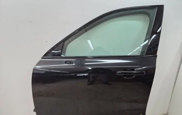 Volvo XC90 Front door